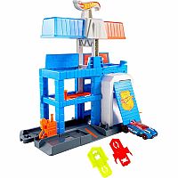 HOT WHEELS DOWNTOWN PLAYSET
