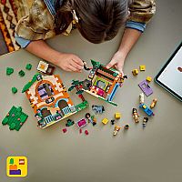 LEGO PONY RANCH AND TABLE