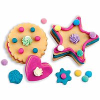 SENSORY BIN BAKE SHOP