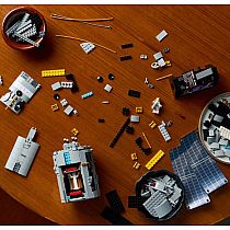 LEGO HUBBLE SPACE TELESCOPE