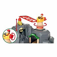 BRIO Crane & Mountain Tunnel