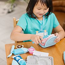 SUPER SMILE DENTIST PLAY SET
