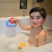 BATH TIME HOOPS