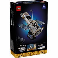 LEGO HUBBLE SPACE TELESCOPE