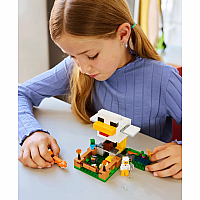 LEGO CHICKEN FARM