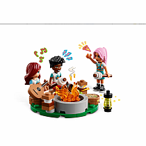 LEGO ADVENTURE CAMP COZY CABIN