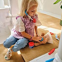 Melissa & Doug Examine & Treat Pet Vet Play Set