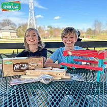PICNIC TABLE BIRD FEEDER