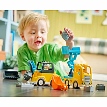 DUPLO 3 IN 1 CONSTRUCTION VEHICLE