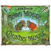 Town Mouse Country Mouse    - JAN BRETT
