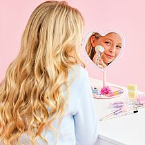 LIGHT UP HEART MIRROR