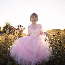 ELEGANT IN PINK DRESS 7/8