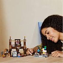 LEGO WOODLND MANSION FIGHTING RING