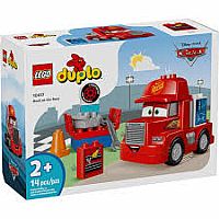 DUPLO MACK AT THE RACE