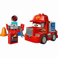 DUPLO MACK AT THE RACE