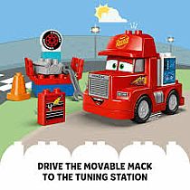 DUPLO MACK AT THE RACE
