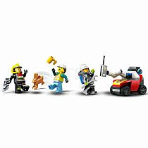 LEGO FIRE COMMAND TRUCK
