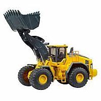 BRUDER VOLVO WHEEL LOADER L260