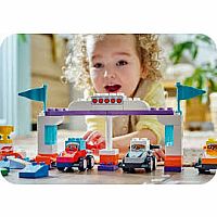 DUPLO F1 TEAM RCE CARS/DRIVERS
