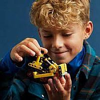 LEGO HEAVY-DUTY BULLDOZER