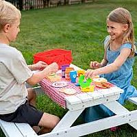 PRETENDABLES PICNIC BASKET