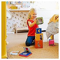 PEEK-A-ZOO PRESCHOOL PUZZLE GAMEE