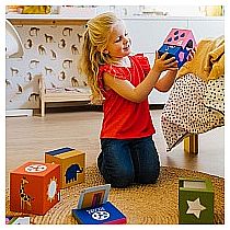 PEEK-A-ZOO PRESCHOOL PUZZLE GAMEE