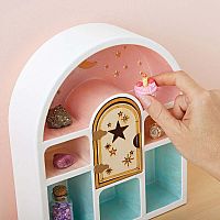 PAINT A CURIO SHELF