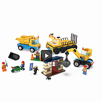 LEGO CONSTRUCTION TRUCK WRECK