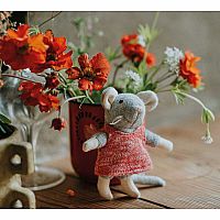 SAM & JULIA: JULIA PLUSH